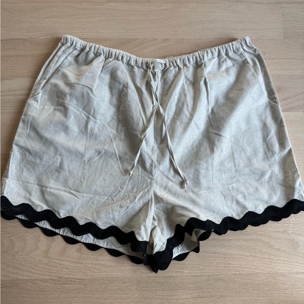 Blue rain Francesca’s Cotton Linen‎ Shorts rickrack squiggle detail Large NEW